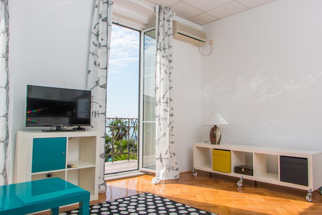 Sunny Apartment Anamaria אופטיה מראה חיצוני תמונה