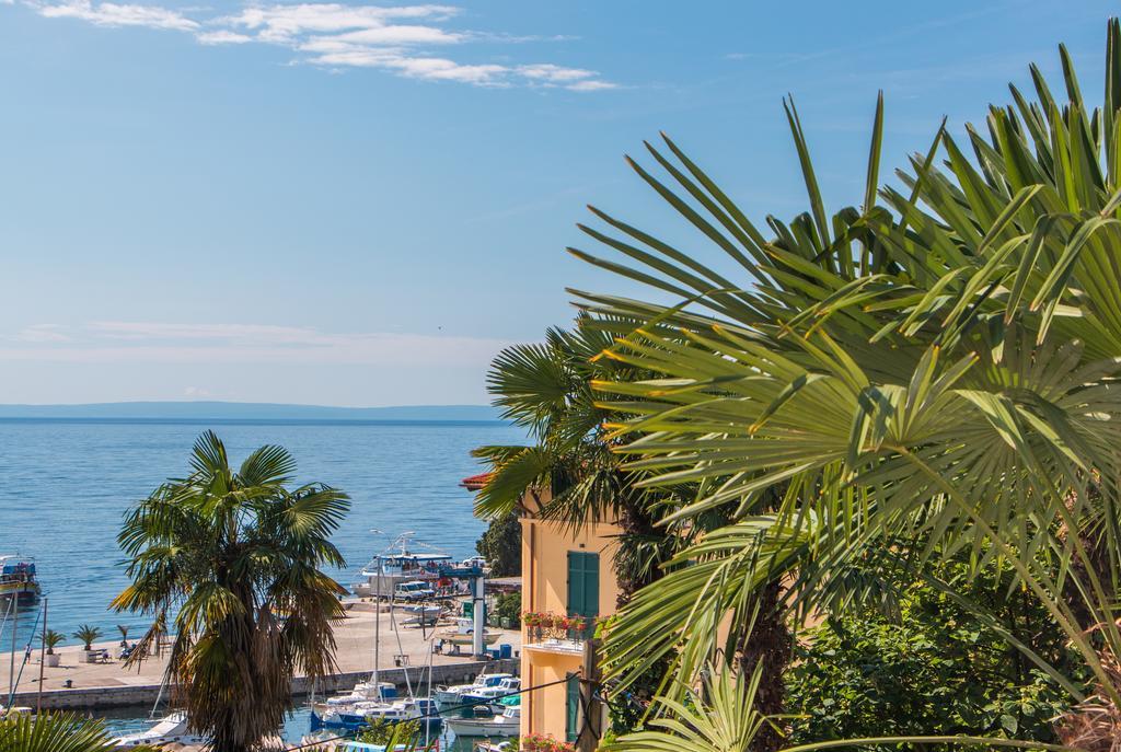 Sunny Apartment Anamaria אופטיה מראה חיצוני תמונה